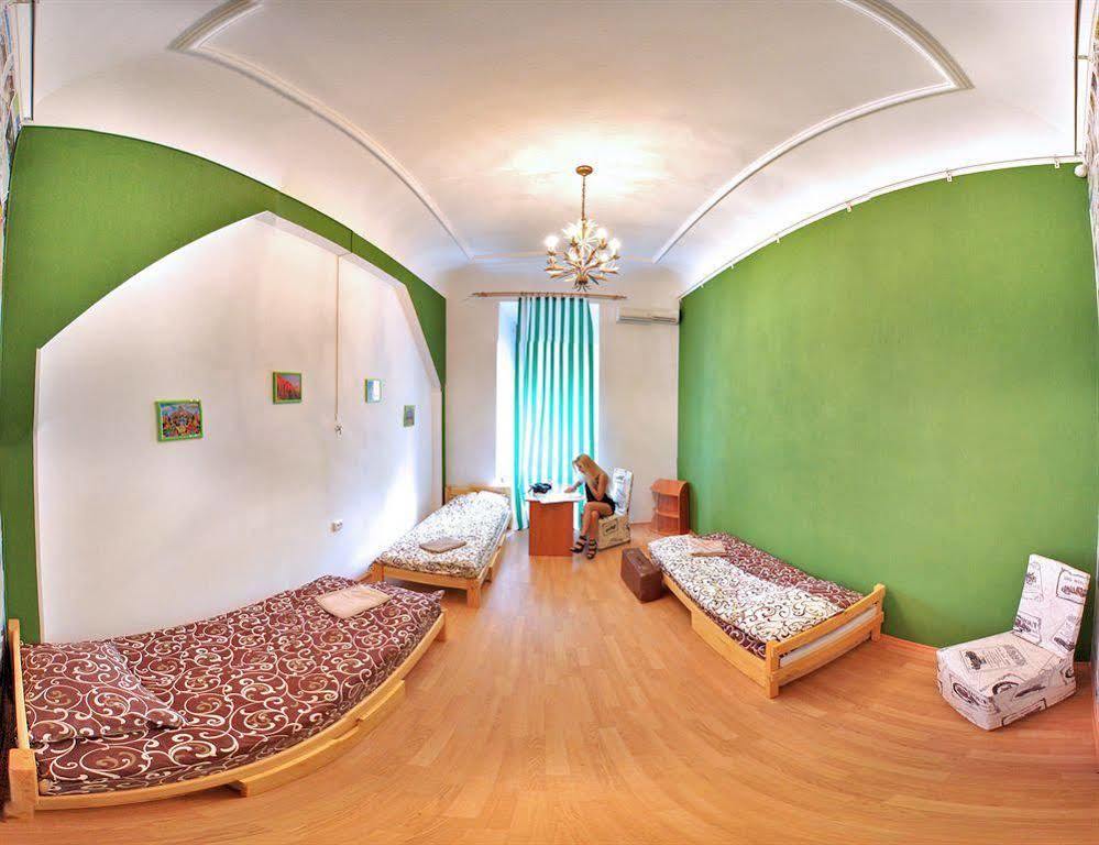 Chemodan Hostel Odessa Zewnętrze zdjęcie